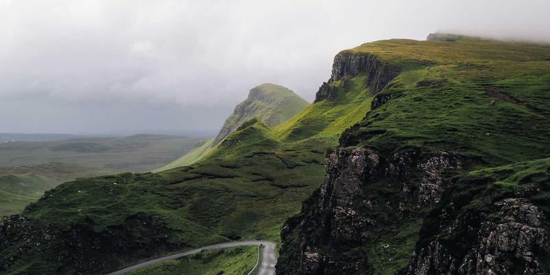 智能防御新纪元：人工智能与机器学习如何重塑网络安全防护